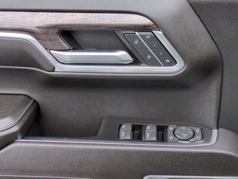 Certified 2023 Chevrolet Silverado 1500 LTZ AWD/4WD image 27