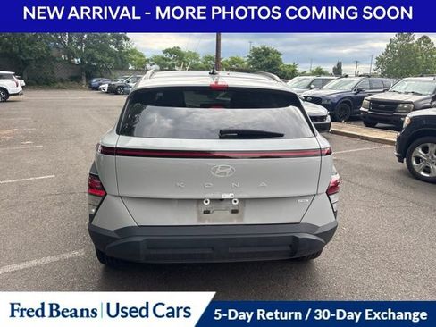 Used 2024 Hyundai Kona SEL w/ Convenience Package AWD/4WD image 6