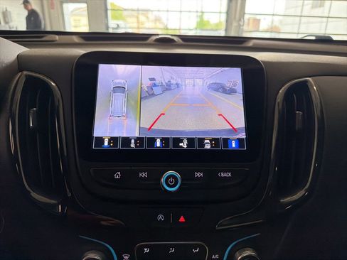 Used 2023 Chevrolet Equinox RS image 11