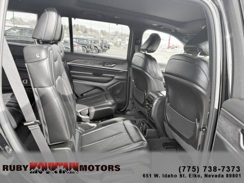 Used 2024 Jeep Grand Cherokee L Limited w/ Luxury Tech Group II image 24