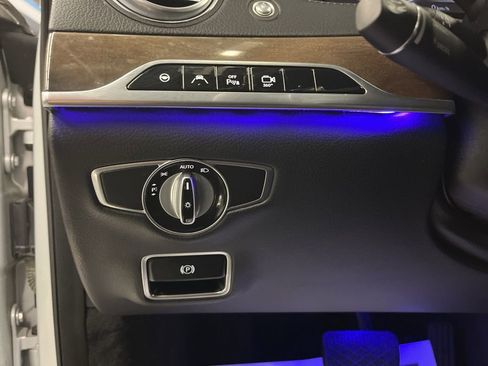 Used 2016 Mercedes-Benz S 550 4MATIC Sedan image 12