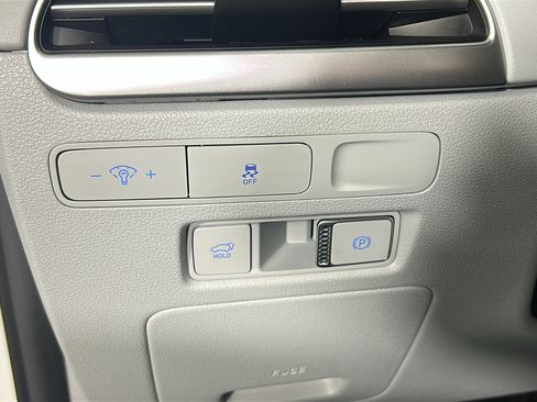Used 2025 Hyundai Palisade SEL FWD image 19