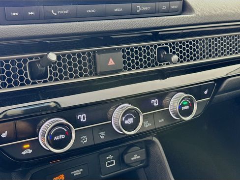 Used 2023 Honda Civic EX image 18