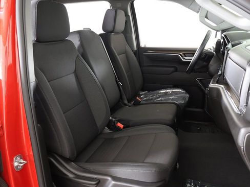 Used 2025 Chevrolet Silverado 1500 LT AWD/4WD image 30