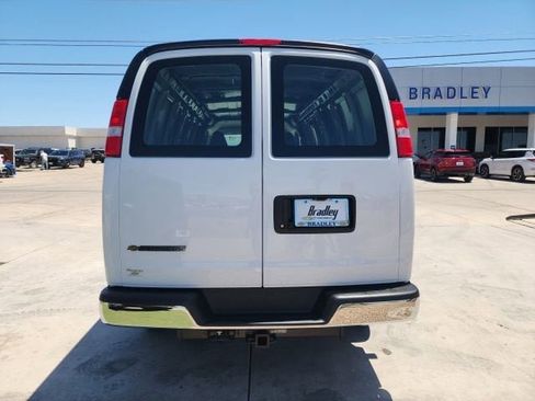New 2026 Chevrolet Express 3500 Extended w/ Driver Convenience Package RWD image 4