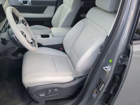 Used 2026 Hyundai Santa Fe SEL FWD image 22