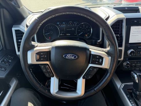 Used 2020 Ford F150 Lariat w/ Equipment Group 502A Luxury AWD/4WD image 8
