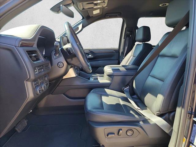 Used 2022 Chevrolet Suburban Z71 w/ Z71 Off-Road Package AWD/4WD image 17