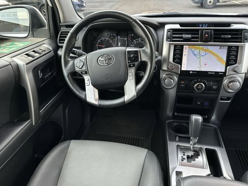 Used 2024 Toyota 4Runner SR5 Premium image 7