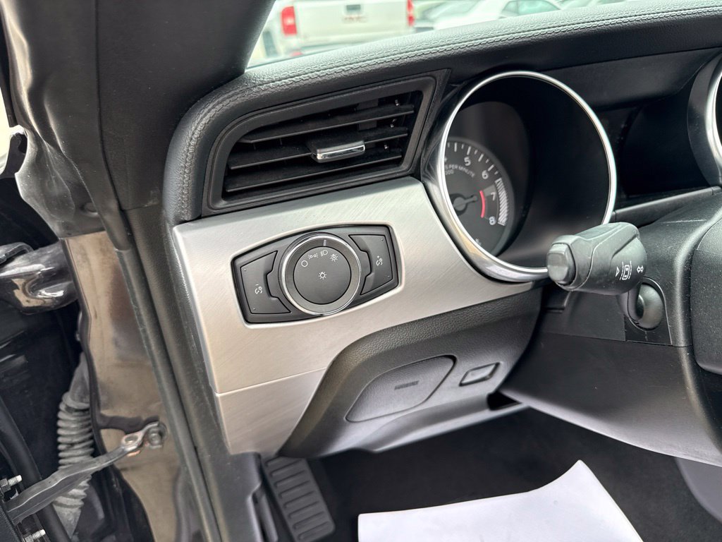 Used 2022 Ford Mustang Premium RWD image 32