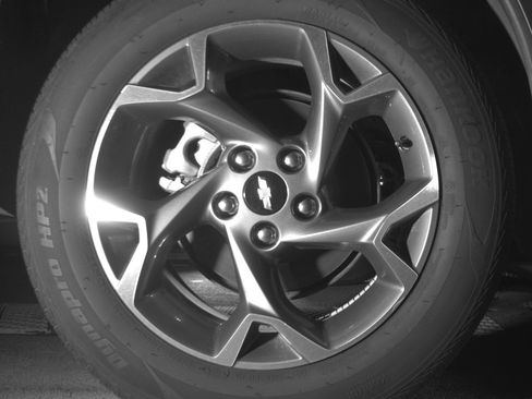 Used 2025 Chevrolet Trax LT FWD image 15