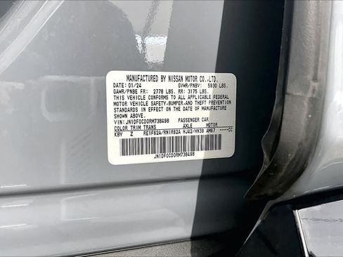 Used 2024 Nissan Ariya AWD image 33