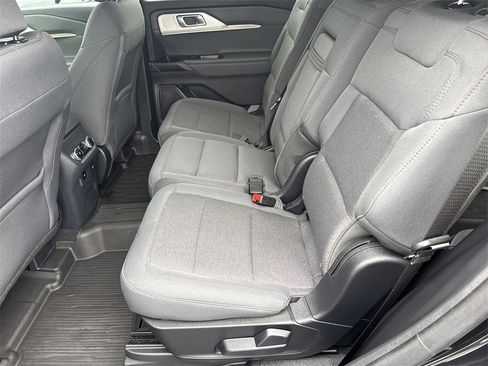 Used 2025 Ford Explorer Active image 20