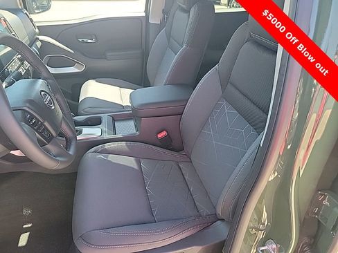 New 2025 Nissan Frontier SV w/ SV Convenience Package AWD/4WD image 17