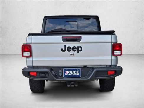 Used 2022 Jeep Gladiator Sport AWD/4WD image 6