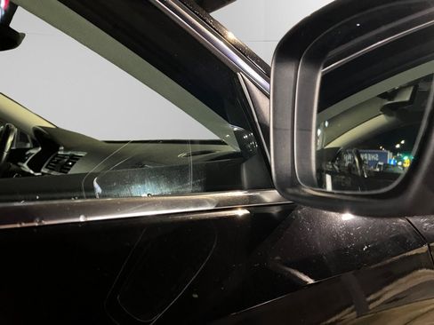 Used 2014 Volkswagen Passat TDI SE image 12