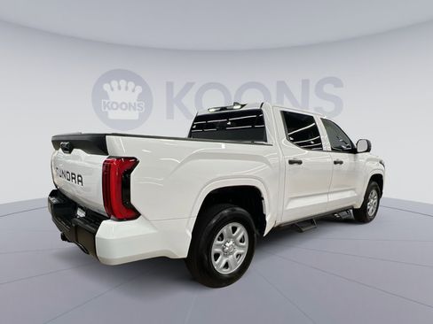 Used 2025 Toyota Tundra SR w/ SR Tow Package AWD/4WD image 4