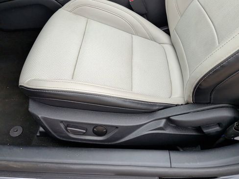 Used 2024 Ford Mustang Premium RWD image 13