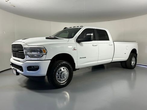 Used 2024 RAM 3500 Laramie w/ Sport Appearance Package AWD/4WD image 3
