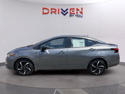New 2025 Nissan Versa SR w/ Trunk Package