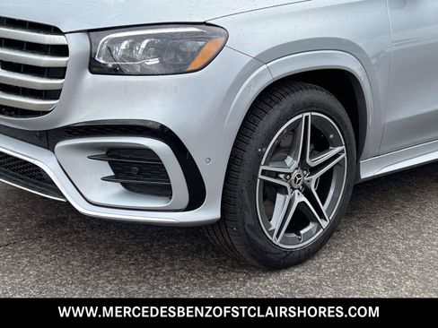 New 2025 Mercedes-Benz GLS 450 4MATIC image 10