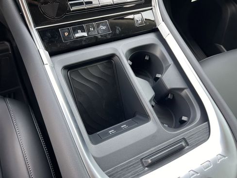 New 2026 Nissan Armada SV image 13