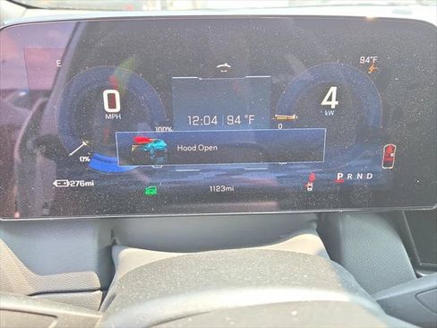 Used 2026 Chevrolet Equinox EV LT FWD image 16
