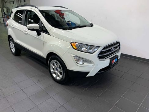 Used 2021 Ford EcoSport SE image 2