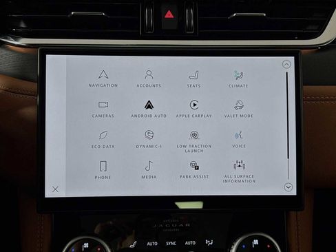 New 2025 Jaguar F-PACE R-Dynamic S image 14