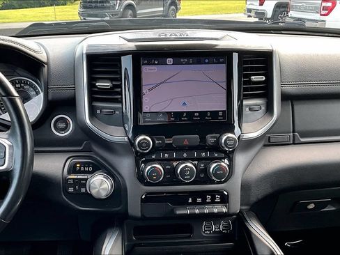 Used 2022 RAM 1500 Laramie AWD/4WD image 13