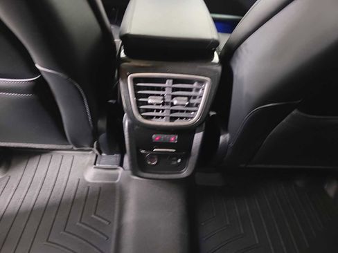 Used 2022 Lincoln Nautilus Reserve image 56