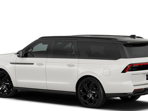 New 2027 Lincoln Navigator L Black Label AWD/4WD image 2