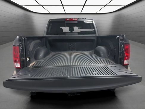 Used 2017 RAM 1500 Big Horn AWD/4WD image 19