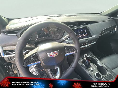 Used 2022 Cadillac XT4 Sport AWD/4WD image 17