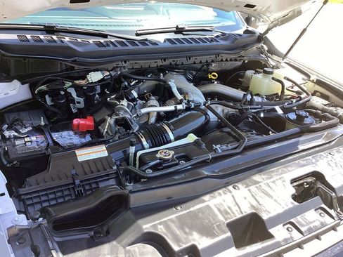 Used 2025 Ford F250 Lariat w/ Black Appearance Package AWD/4WD image 19