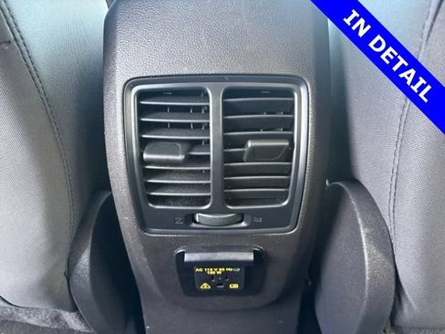 Used 2017 Ford Escape SE w/ Equipment Group 201A AWD/4WD image 19
