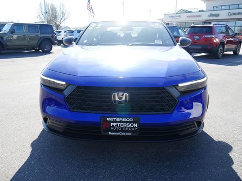 Used 2025 Honda Accord Sport image 3