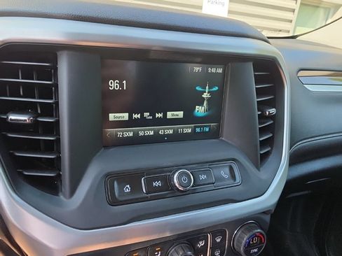 Used 2019 GMC Acadia SLE w/ LPO, Floor Liner Package AWD/4WD image 7