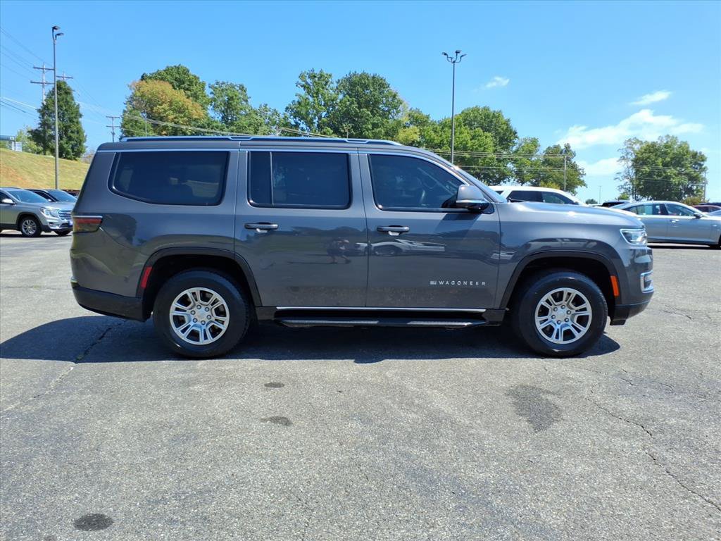Used 2022 Jeep Wagoneer Series I w/ Convenience Group I AWD/4WD image 2