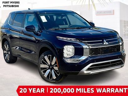 New 2025 Mitsubishi Outlander SE