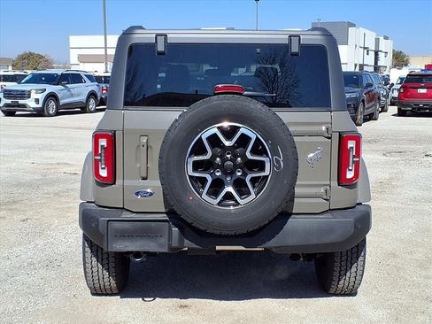 New 2025 Ford Bronco Outer Banks image 5