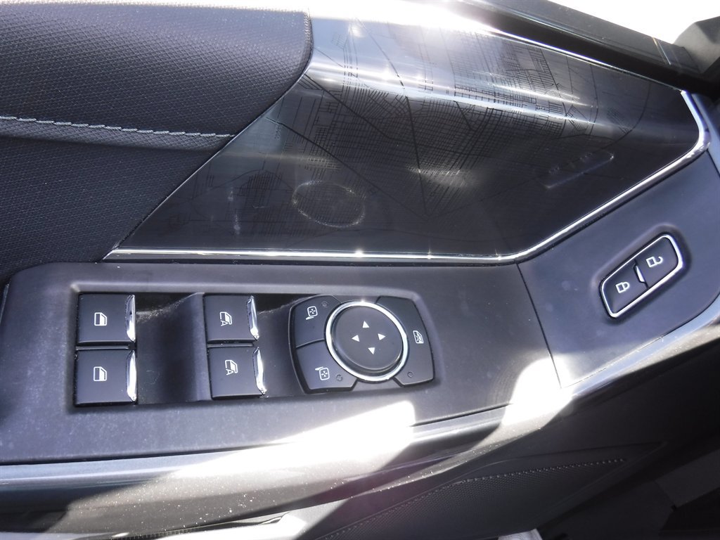 Used 2022 Ford F150 XLT w/ Equipment Group 302A High RWD image 11