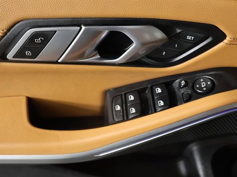 Used 2021 BMW 330i xDrive Sedan w/ Premium Package image 33