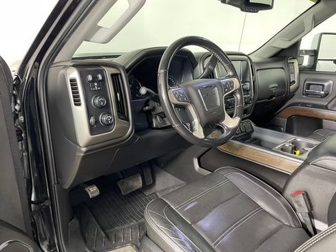 Certified 2019 GMC Sierra 3500 Denali w/ Duramax Plus Package AWD/4WD image 3