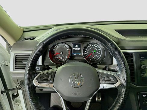 Used 2021 Volkswagen Atlas SE w/ Panoramic Sunroof Package image 13