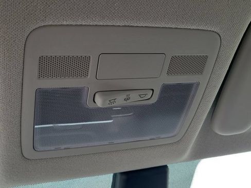 New 2026 Hyundai Venue SE FWD image 19