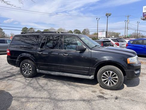 Used 2015 Ford Expedition EL XLT w/ Equipment Group 202A AWD/4WD image 11