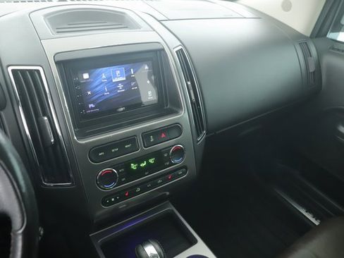 Used 2010 Ford Edge Limited image 26