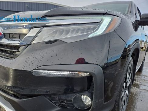 Used 2022 Honda Pilot Touring image 9