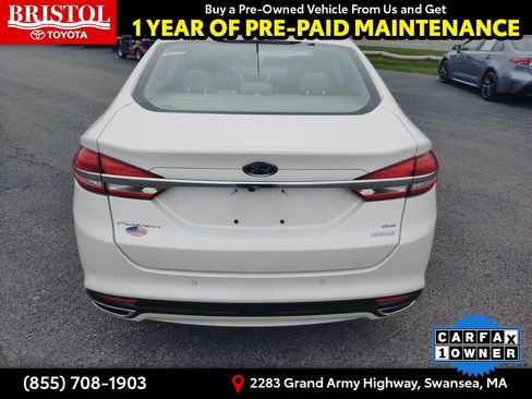 Used 2017 Ford Fusion SE w/ Fusion SE Technology Package image 7